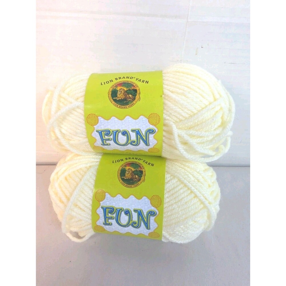 New Lot Of 2 Lion Brand Yarn Color Eggshell 85yards Each